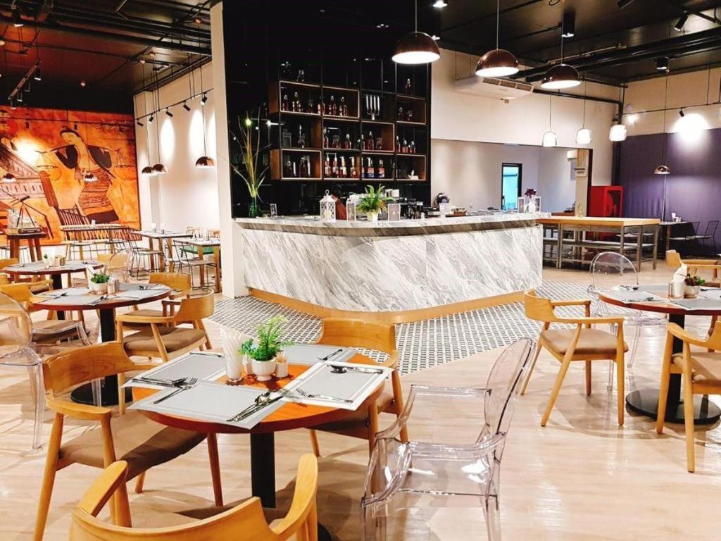 Surestay By Best Western Iconic Suvarnabhumi Bang Bo Eksteriør bilde